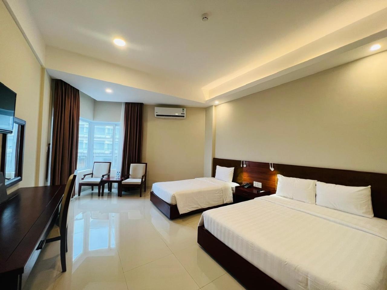 Duy Tân Quảng Bình Hotel&Resort Dong Hoi Esterno foto